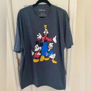 New Disney women’s 2Xl navy Disney character graphic t shirt